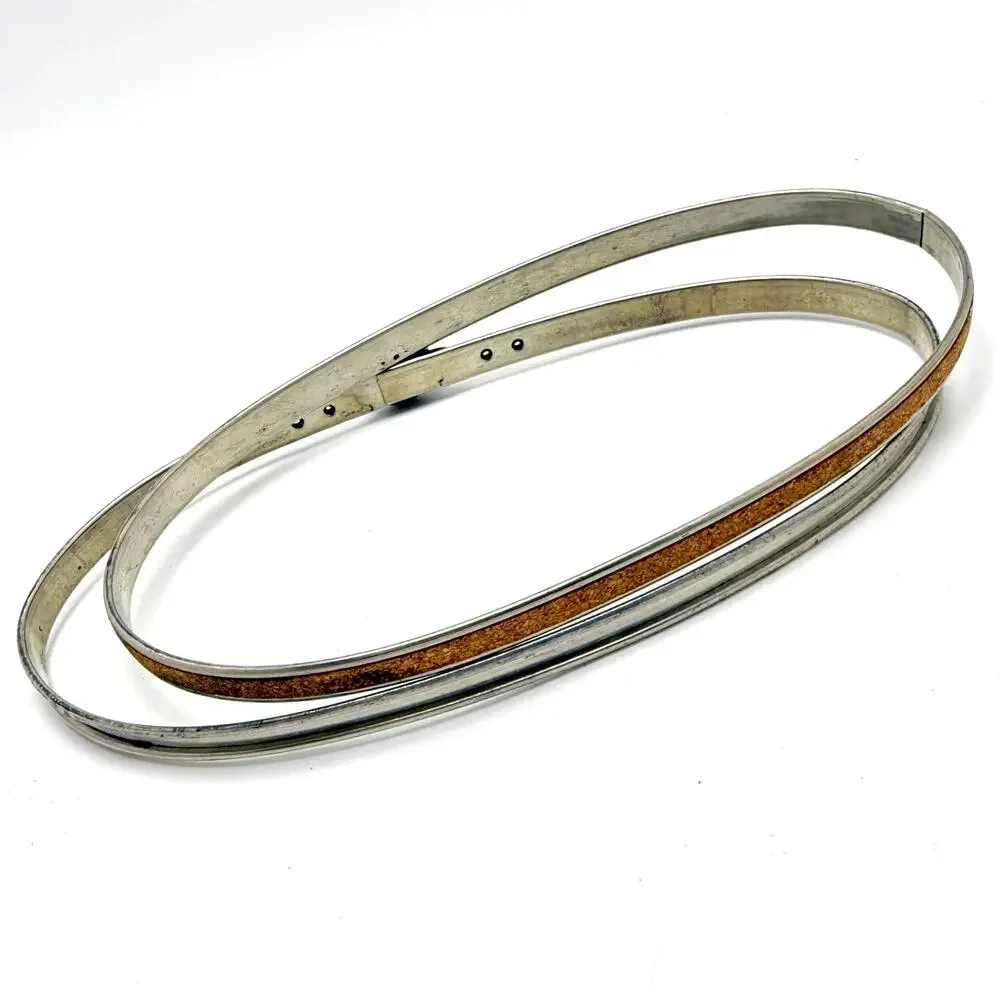 Vintage Metal Tension Wheel Oval Embroidery Hoop 9 x 4.5” Queen Style Cork Lined